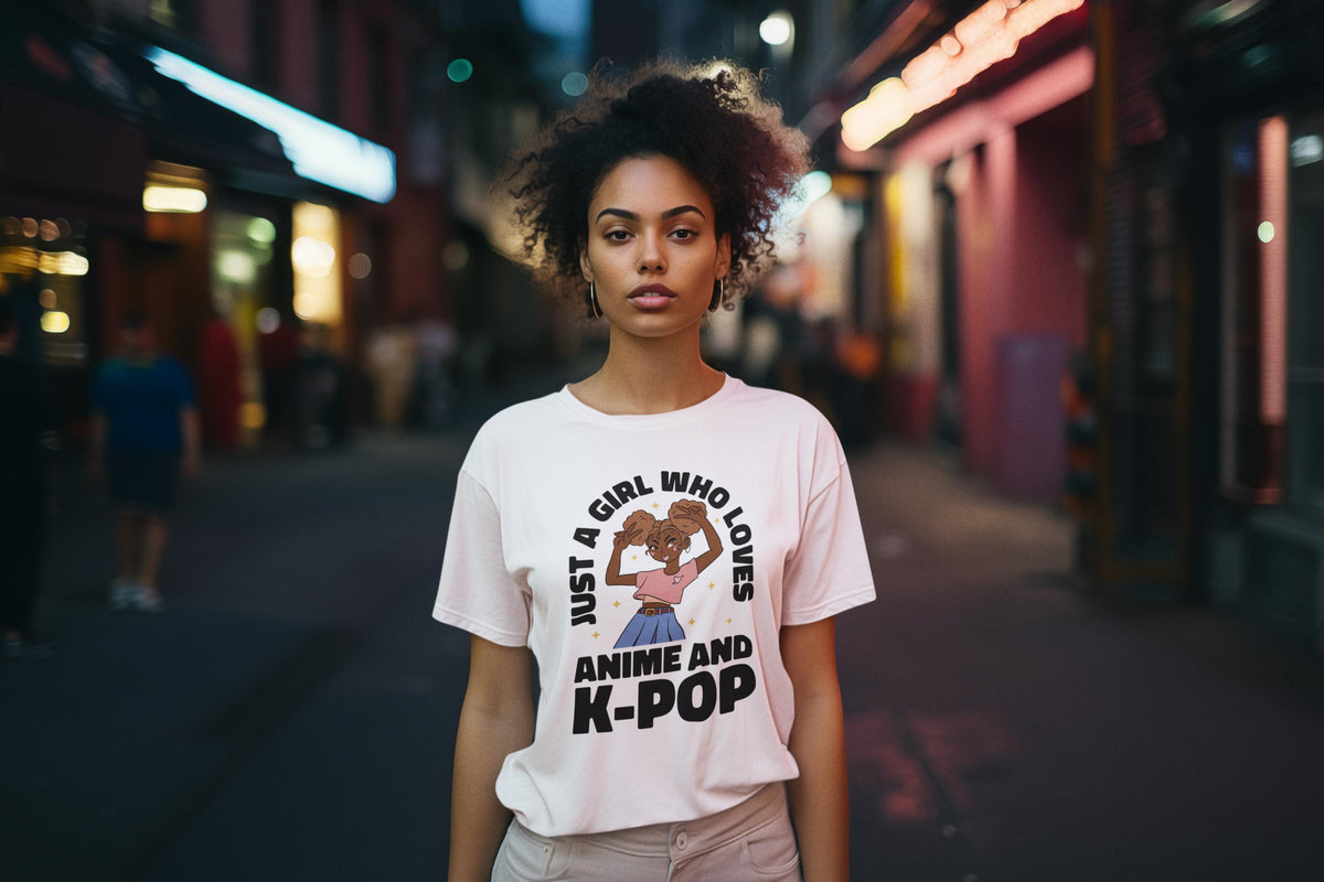 T-shirt blanc unisexe Just a Girl Who Loves Anime and K-Pop
