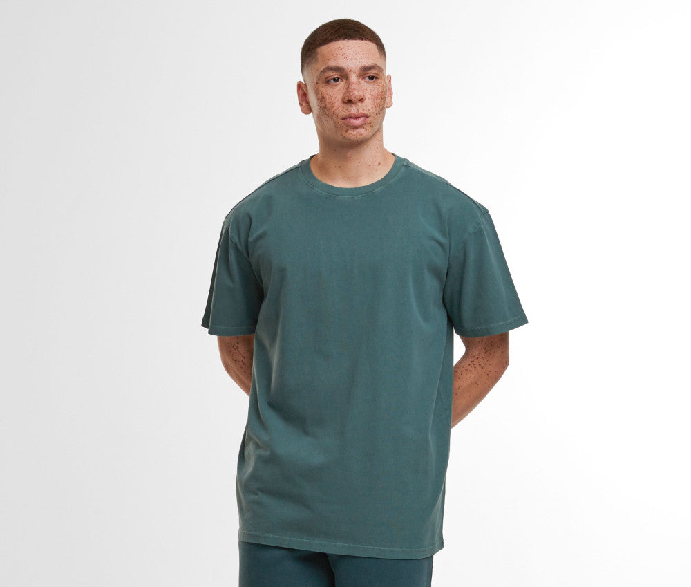 T-shirt oversize lourd washed vert porté - face